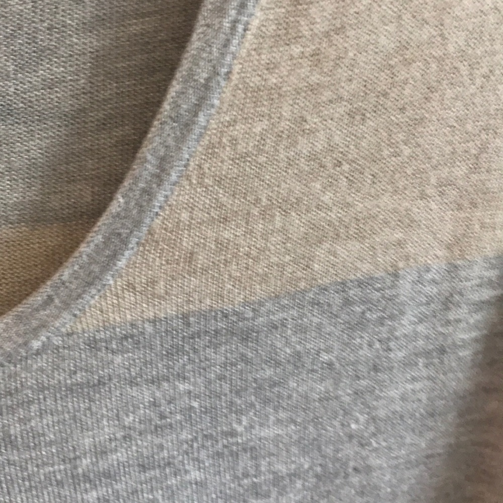 Splendid Sweater - Picture 2 of 4
